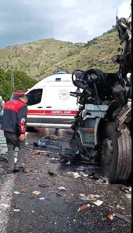 Bitlis'te Facianın Görüntüleri Ortaya Çıktı! 2 Kişi Öldü 30 Kişi Yaralandı 5